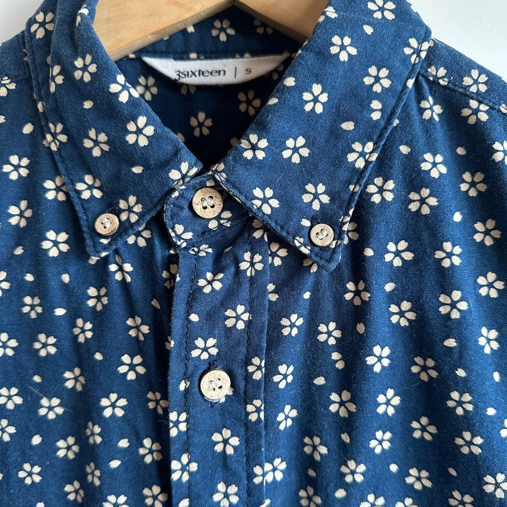 3Sixteen Sakura Short Sleeve Floral Buttondown, Size Small